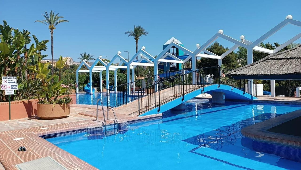 Benal Beach Vista Al Mar, Piscina Templada 贝纳尔马德纳 外观 照片